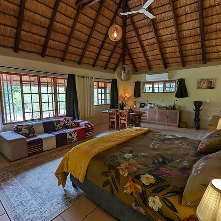 Hasekamp Family Bush Lodge Hoedspruit Extérieur photo